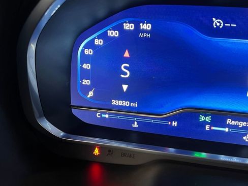 Used 2022 Chevrolet Tahoe RST w/ Luxury Package image 22