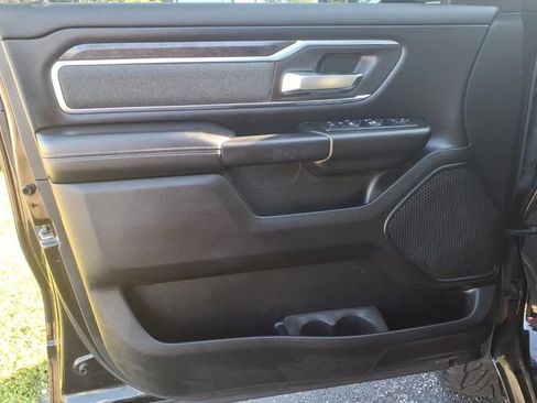 Used 2019 RAM 1500 Big Horn AWD/4WD image 10