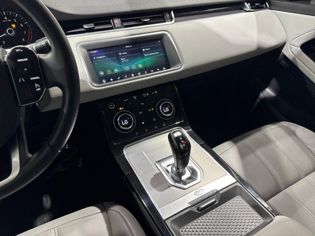 Used 2020 Land Rover Range Rover Evoque S AWD/4WD image 4