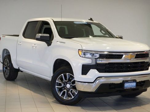 Certified 2024 Chevrolet Silverado 1500 LT image 3