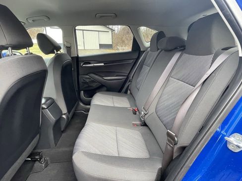 Used 2023 Kia Seltos LX image 19