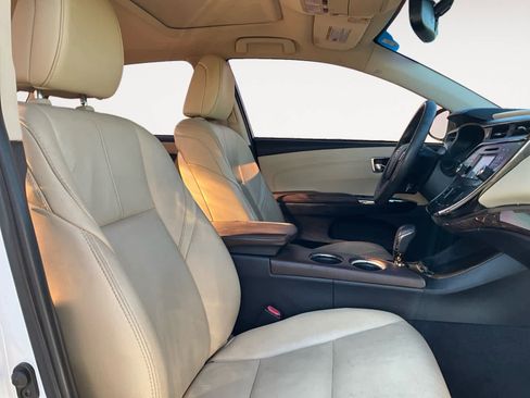 Used 2015 Toyota Avalon XLE Premium FWD image 14