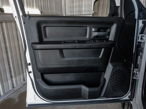 Used 2022 RAM 3500 Tradesman w/ Chrome Appearance Group image 42