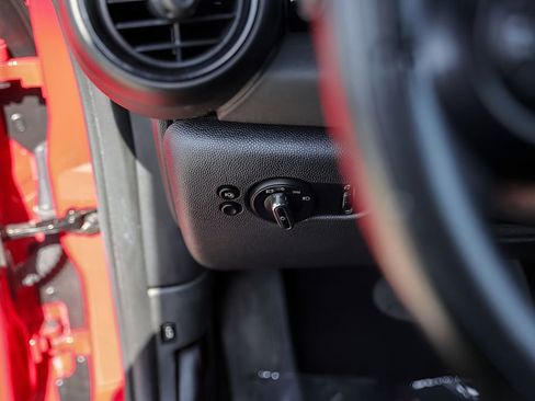 Used 2019 MINI Cooper Convertible w/ Premium Package FWD image 18