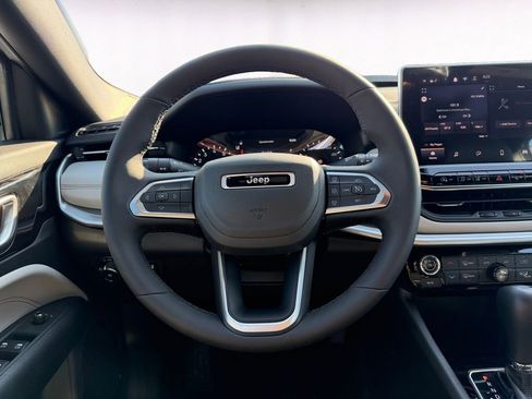 New 2026 Jeep Compass Limited image 12