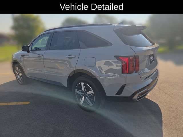 Certified 2023 Kia Sorento EX FWD image 3