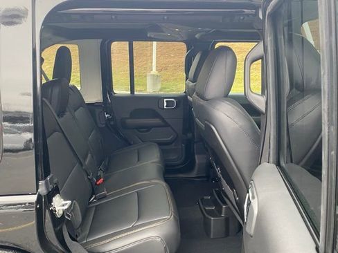 New 2026 Jeep Wrangler Sahara image 32