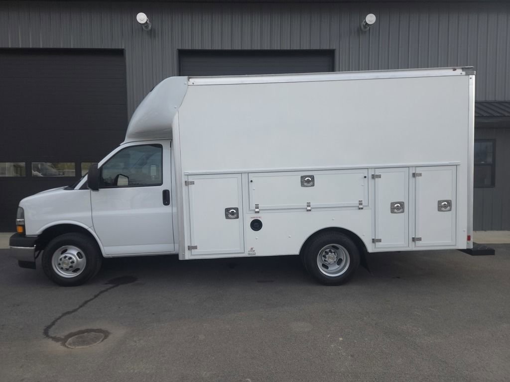 Used 2020 Chevrolet Express 3500 w/ Power Convenience Package RWD image 1