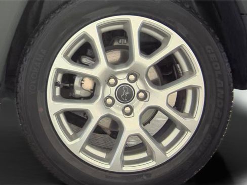 Used 2025 Jeep Compass Limited AWD/4WD image 25