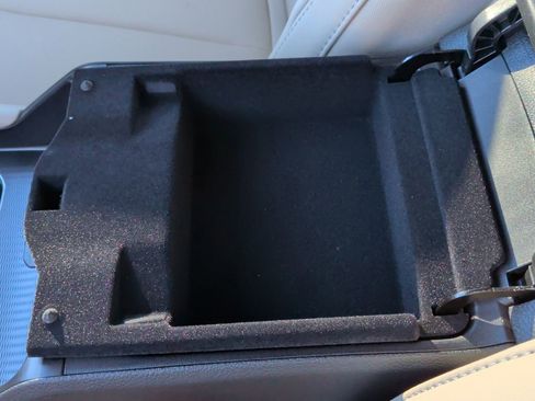 New 2026 Jeep Grand Cherokee Limited w/ Limited Altitude Package image 37