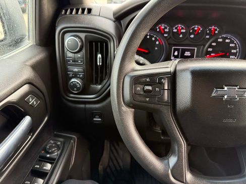 Used 2023 Chevrolet Silverado 1500 Custom Trail Boss AWD/4WD image 7