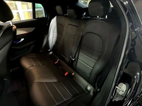 Used 2021 Mercedes-Benz GLC 300 4MATIC Coupe image 21