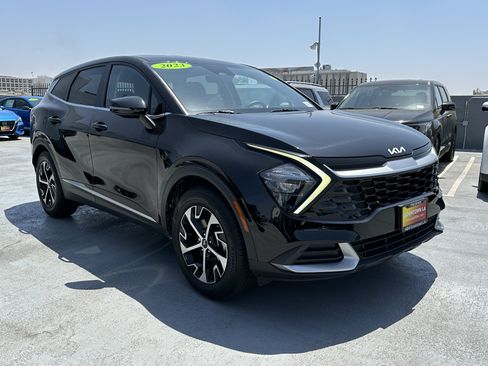 Certified 2023 Kia Sportage EX FWD image 10