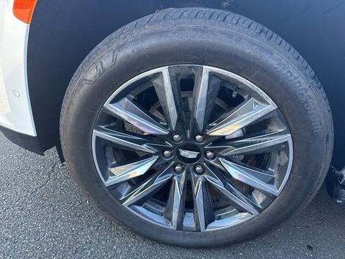 Certified 2024 Cadillac Escalade Sport Platinum image 6