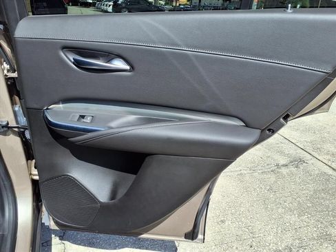 Used 2023 Cadillac XT4 Premium Luxury FWD image 11