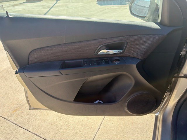 Used 2015 Chevrolet Cruze LT w/ Enhanced Safety Package FWD image 17
