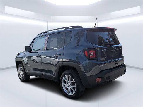 Used 2022 Jeep Renegade Latitude image 5