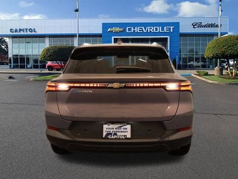 New 2026 Chevrolet Equinox EV LT image 3