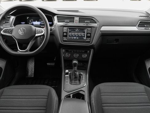 Used 2022 Volkswagen Tiguan S image 8