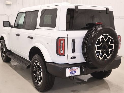 New 2026 Ford Bronco Outer Banks AWD/4WD image 7