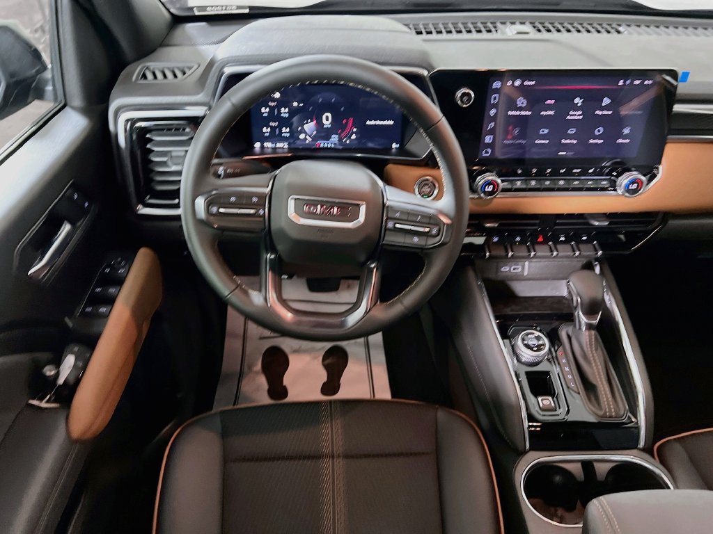 New 2026 GMC Canyon AT4 AWD/4WD image 18