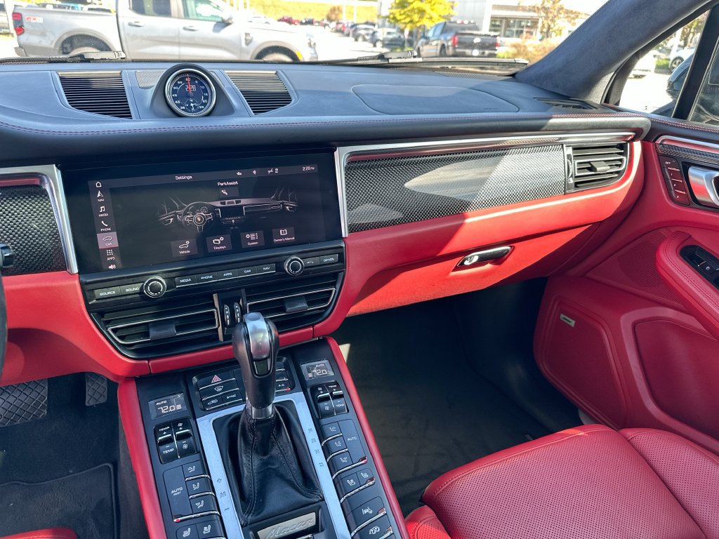 Used 2020 Porsche Macan Turbo AWD/4WD image 20