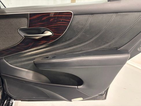 Used 2018 Lexus LS 500 AWD image 27