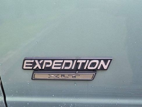 Used 1998 Ford Expedition XLT AWD/4WD image 23