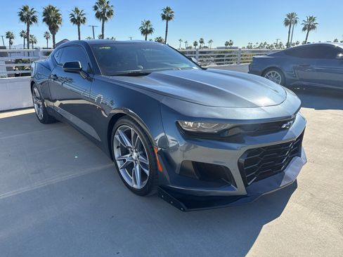 Used 2022 Chevrolet Camaro LT w/ RS Package image 4