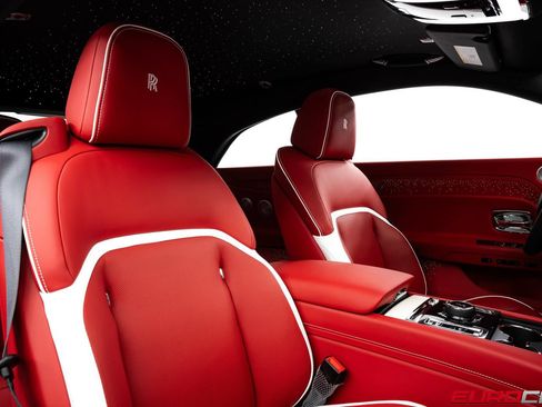 Used 2024 Rolls-Royce Spectre w/ Spectre Launch Package AWD/4WD image 36