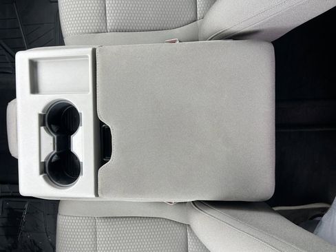 Used 2017 Ford F150 XLT image 23