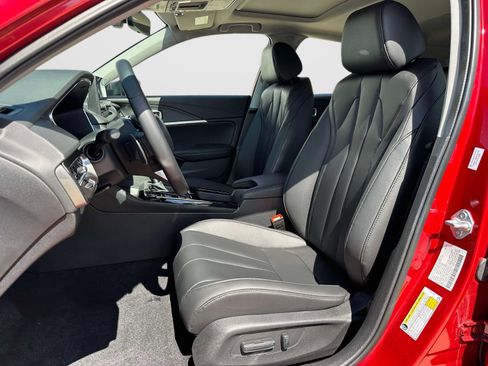 Certified 2025 Acura Integra FWD image 14