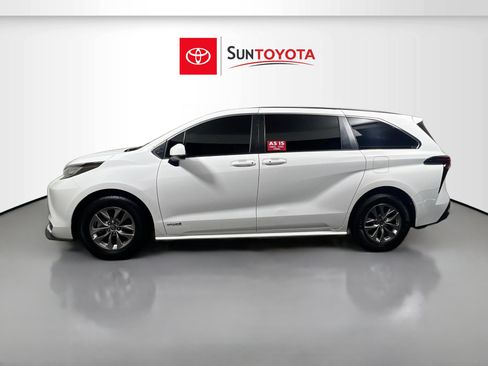 Used 2021 Toyota Sienna LE FWD image 7