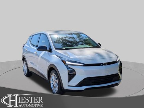 New 2027 Chevrolet Bolt LT FWD image 1