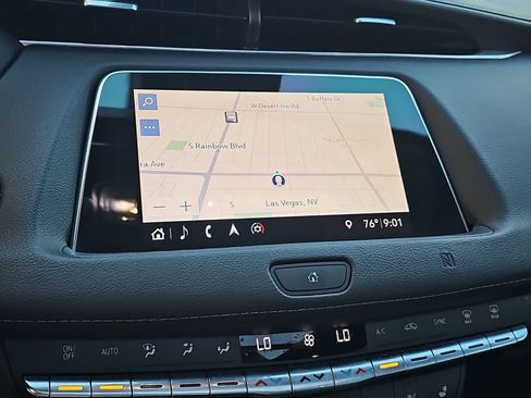 Used 2019 Cadillac XT4 Premium Luxury w/ Technology Package AWD/4WD image 26