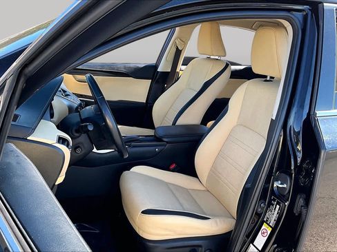 Used 2015 Lexus NX 200t FWD w/ Premium Package image 8