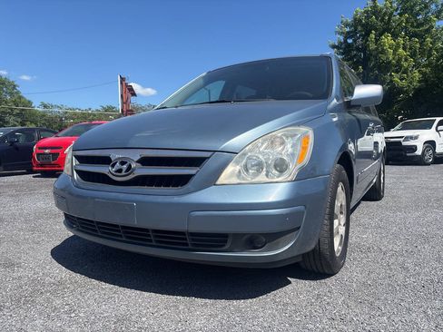 Used 2007 Hyundai Entourage Limited FWD image 12