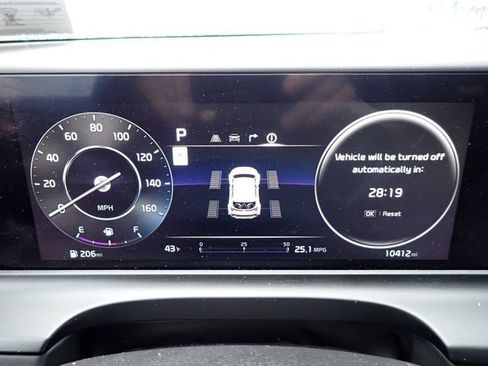 Certified 2024 Kia Seltos SX w/ SX Sunroof Package image 5