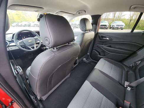 New 2026 Chevrolet Trax LT image 27