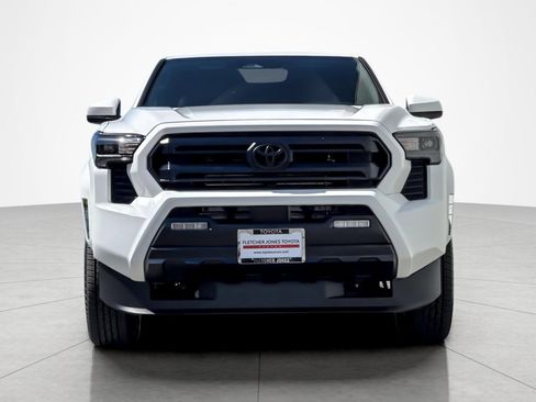 Certified 2025 Toyota Tacoma SR5 image 8