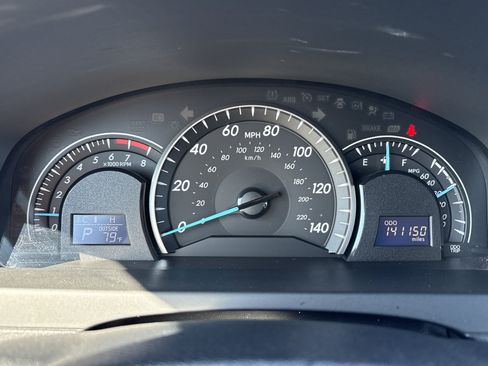 Used 2012 Toyota Camry LE FWD image 21
