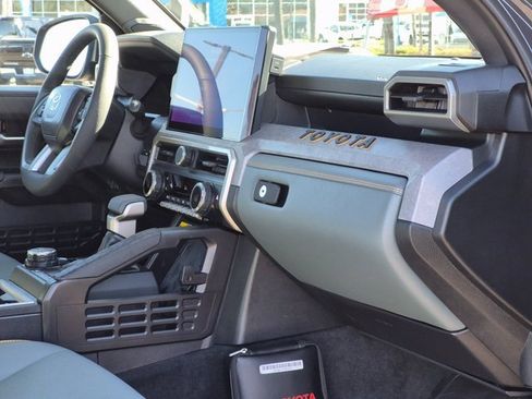 Used 2026 Toyota Tacoma Trailhunter image 21