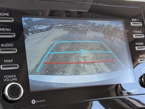 Used 2024 Toyota Camry SE FWD image 6