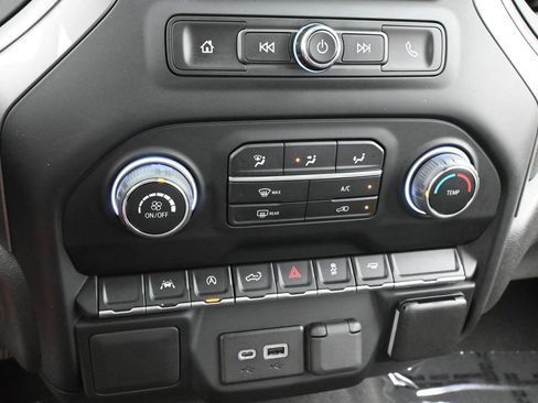 Used 2022 Chevrolet Silverado 1500 Custom RWD image 20