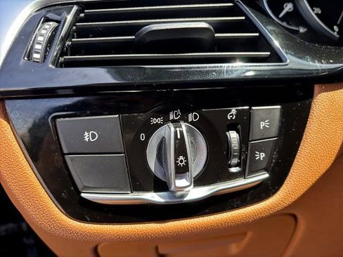 Used 2018 BMW 540i image 46