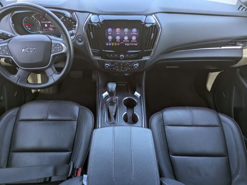 Used 2023 Chevrolet Traverse RS w/ LPO, Floor Liner Package AWD/4WD image 11