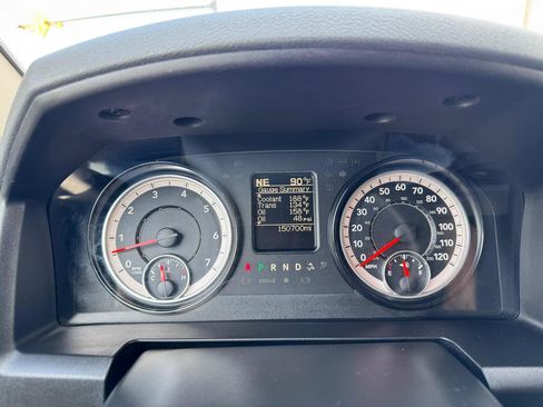 Used 2017 RAM 1500 Classic SLT AWD/4WD image 10