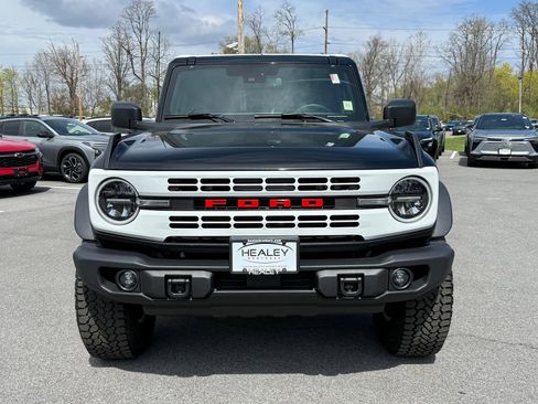 Used 2025 Ford Bronco Heritage Edition AWD/4WD image 2