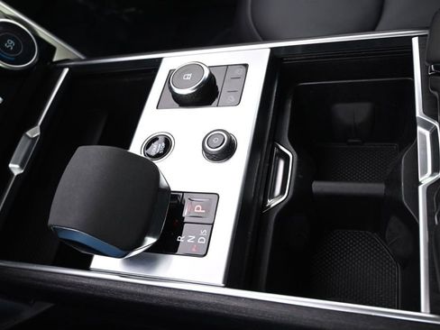 Used 2023 Land Rover Range Rover SE AWD/4WD image 32