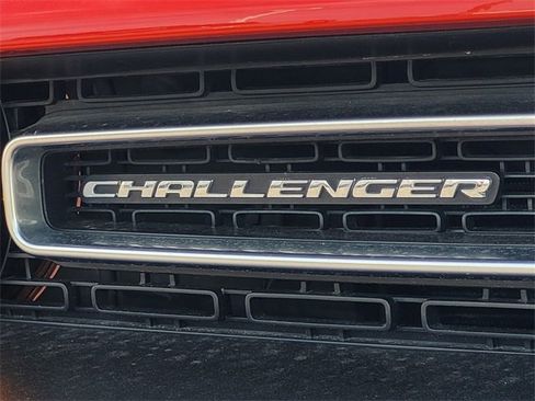 Used 2022 Dodge Challenger GT image 8